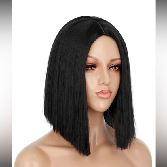 🟢BOGO FREE🟢 Black Wig 🖤 - Picture 3 of 5